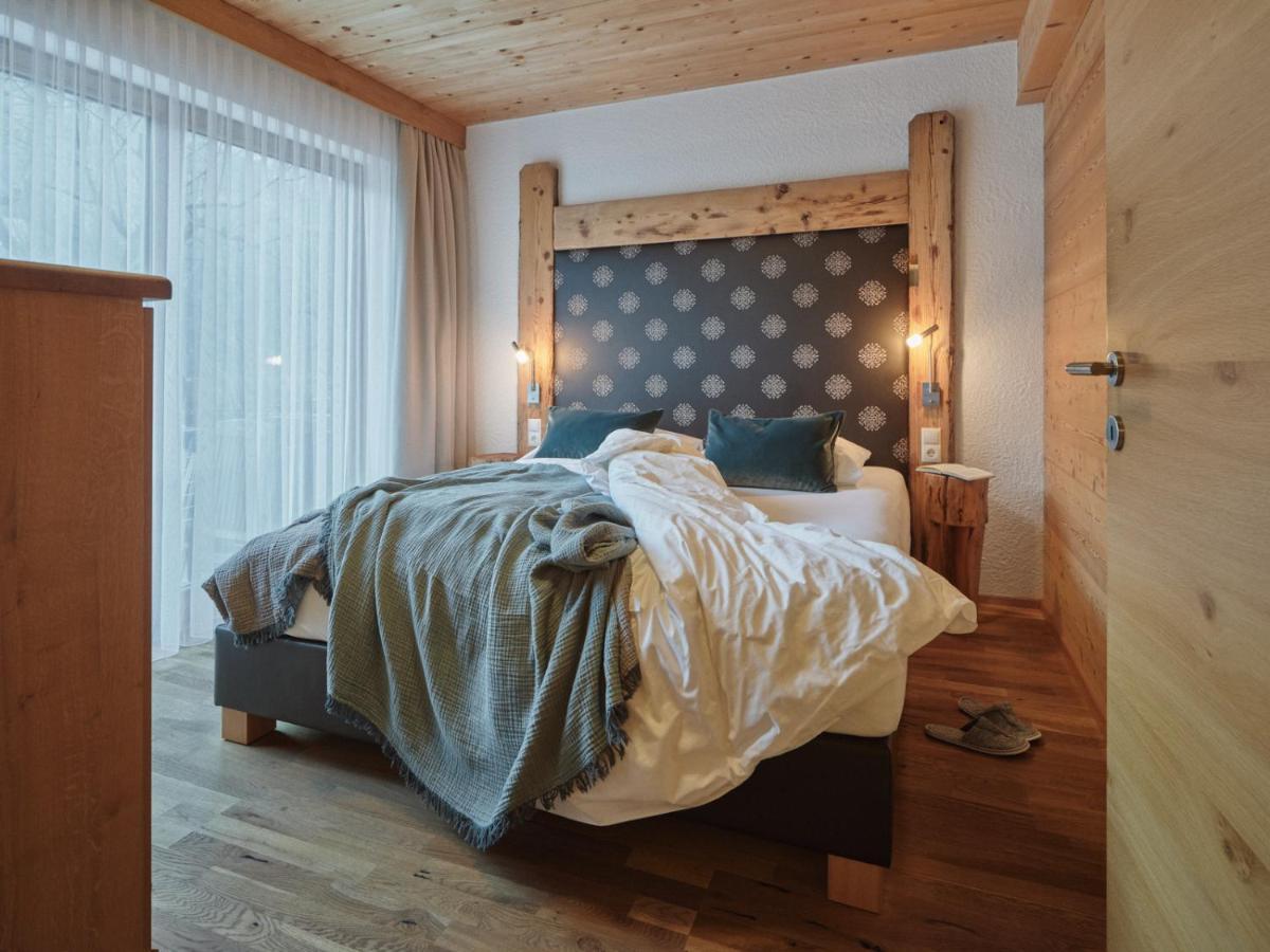 Boutique Apartment Sonnenhang - Incl Rooftop Spa 弗利斯 外观 照片
