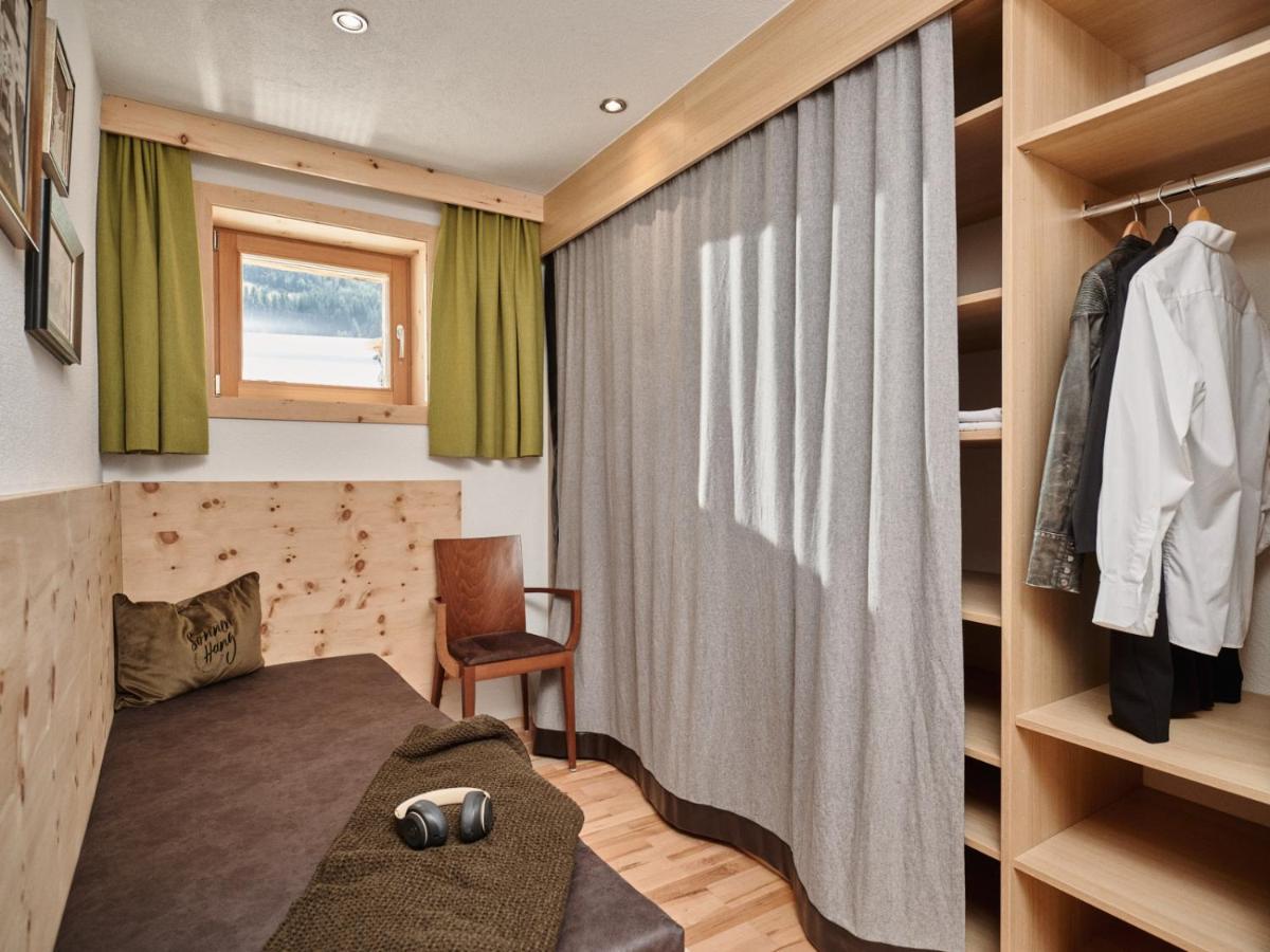 Boutique Apartment Sonnenhang - Incl Rooftop Spa 弗利斯 外观 照片