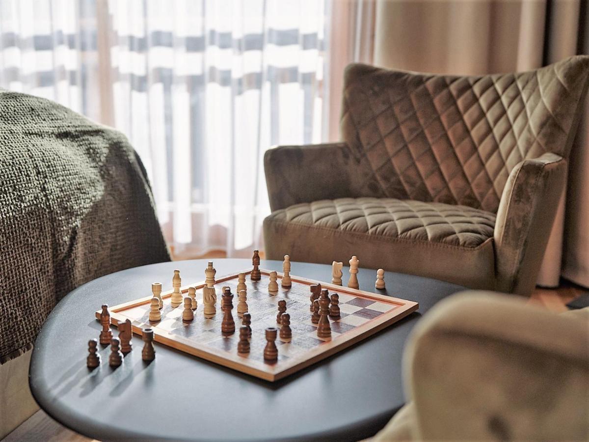 Boutique Apartment Sonnenhang - Incl Rooftop Spa 弗利斯 外观 照片