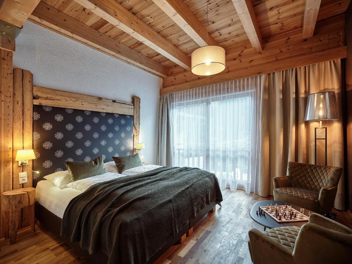 Boutique Apartment Sonnenhang - Incl Rooftop Spa 弗利斯 外观 照片