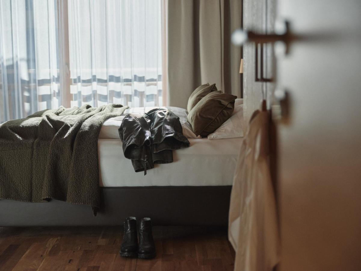 Boutique Apartment Sonnenhang - Incl Rooftop Spa 弗利斯 外观 照片