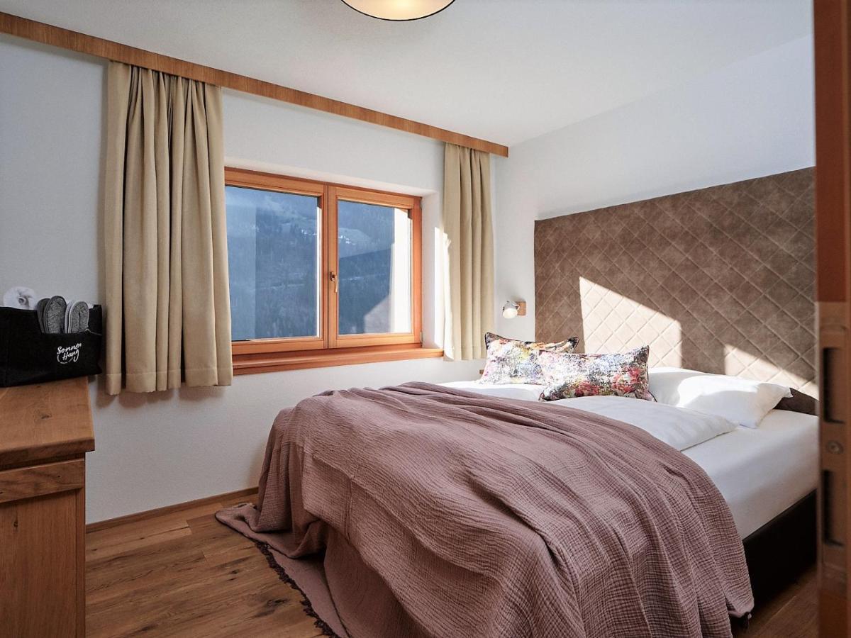 Boutique Apartment Sonnenhang - Incl Rooftop Spa 弗利斯 外观 照片