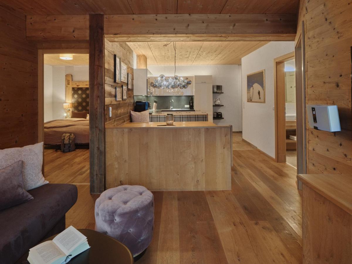 Boutique Apartment Sonnenhang - Incl Rooftop Spa 弗利斯 外观 照片